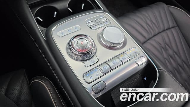 Genesis G90 (RS4) бензин 3.5 турбо AWD, 2023 9