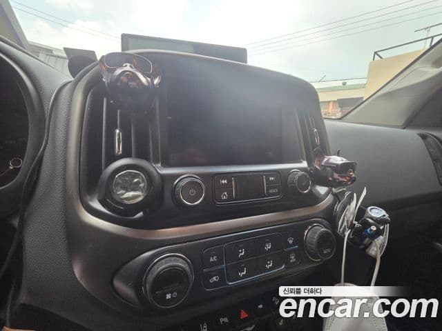 Chevrolet(GM대우) real New 콜로라도 3.6 Z71-X Midnight 4WD, 2021 9