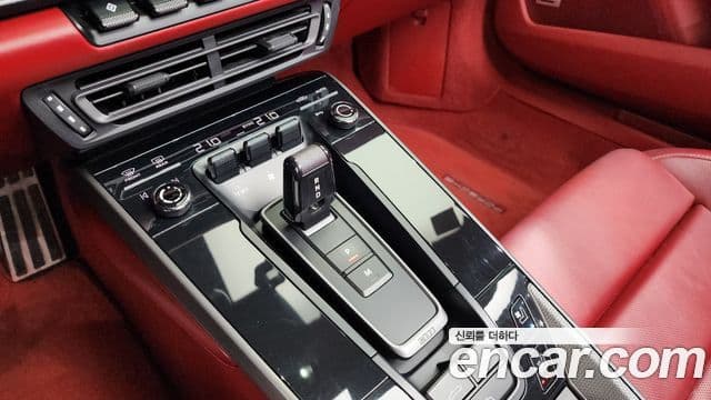 Porsche 911 (992) Carrera 4S кабриолет, 2021 9