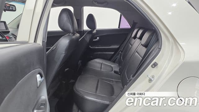 Kia All New Morning Special, 2013 12