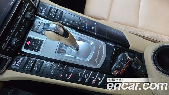 Porsche Panamera 970, 2016 9