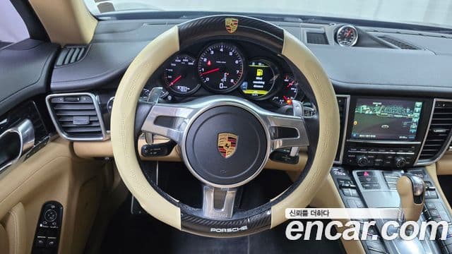 Porsche Panamera 970, 2016 13