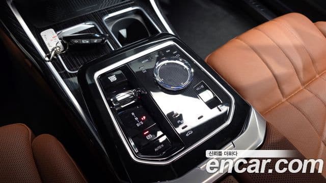 BMW 7시리즈 (G70) 740d xDrive M Sport, 2025 9