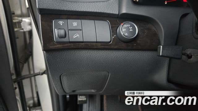 Kia Mohave 4WD QV300, 2012 16