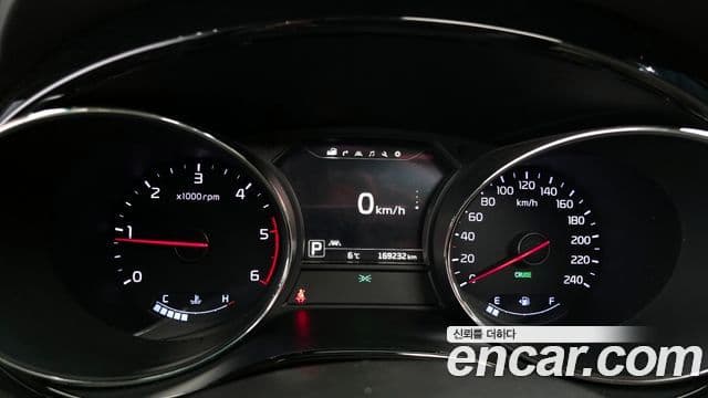 Kia All New Carnival Noblesse, 2016 8