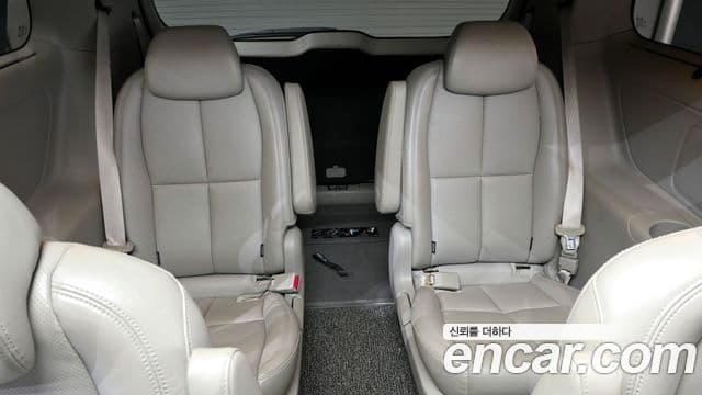 Kia All New Carnival Noblesse, 2016 13