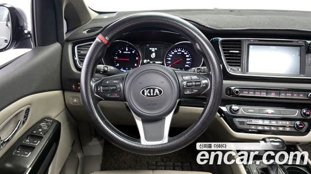 Kia All New Carnival Noblesse, 2016 14