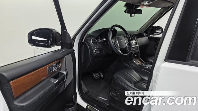 Land Rover Discovery 4 3.0 SDV6 SE, 2016 10