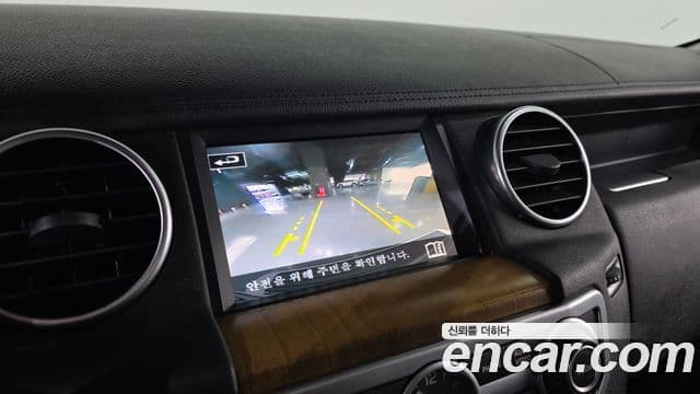 Land Rover Discovery 4 3.0 SDV6 SE, 2016 18