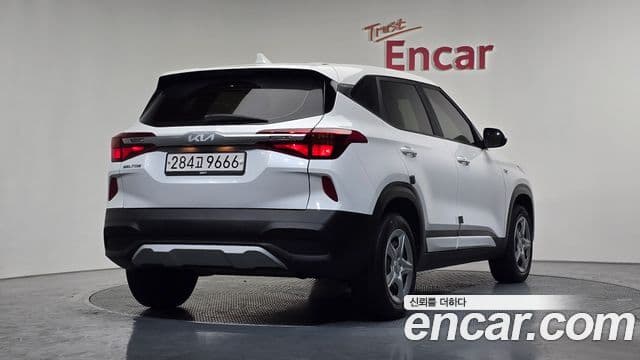 Kia Seltos Trendy, 2023 2