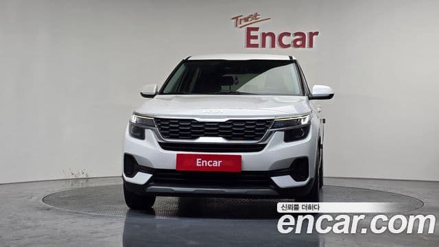 Kia Seltos Trendy, 2023 3