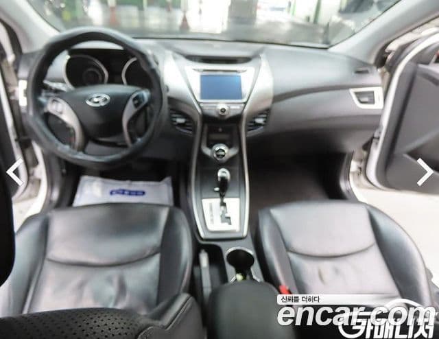 Hyundai Avante MD M16 GDI Avenue, 2013 11