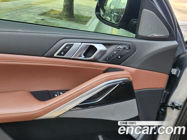 BMW X6 (G06) xDrive40i M Sport, 2025 11