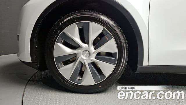 Tesla модель Y Long Range AWD, 2021 все фото