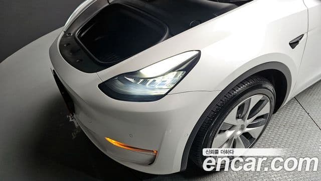 Tesla модель Y Long Range AWD, 2021 6