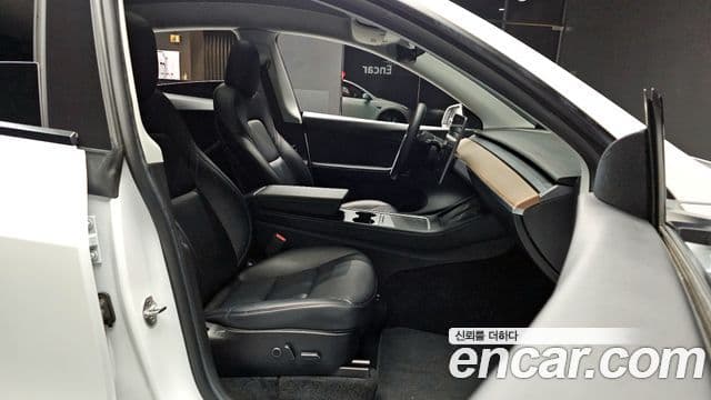 Tesla модель Y Long Range AWD, 2021 12