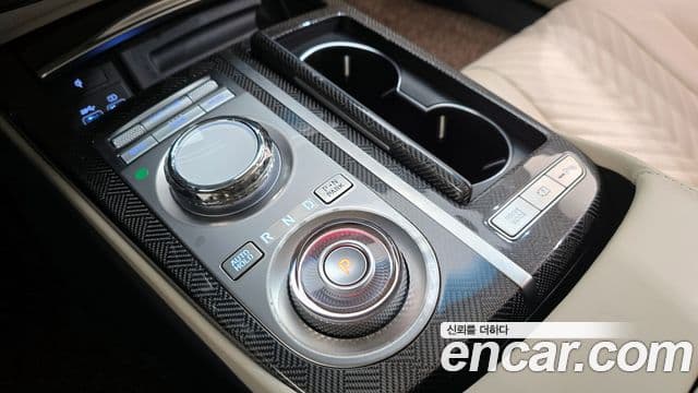 Genesis G80 (RG3) бензин 2.5 турбо AWD, 2024 9