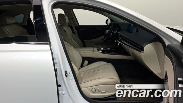 Genesis G80 (RG3) бензин 2.5 турбо AWD, 2024 11