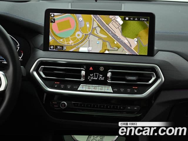 BMW iX3 M Sport, 2024 14