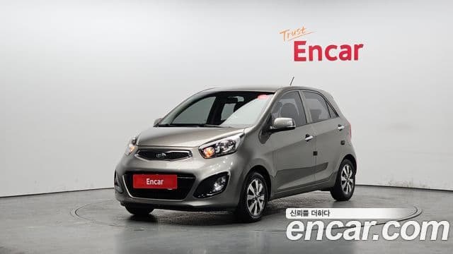 Kia All New Morning Deluxe Trendy, 2014 1