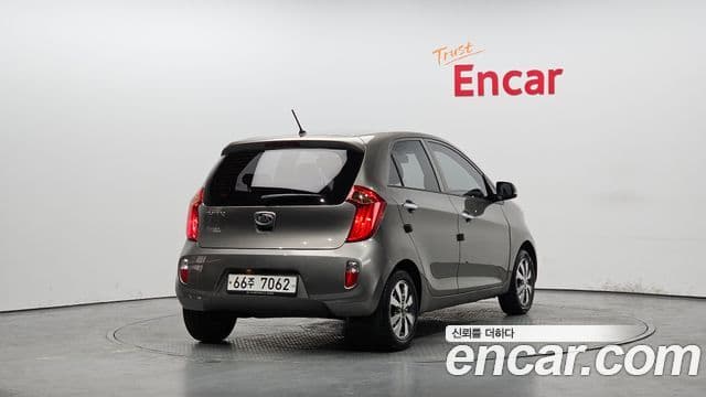 Kia All New Morning Deluxe Trendy, 2014 2