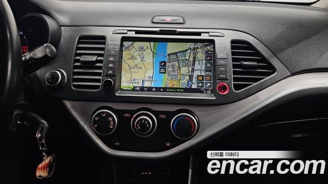 Kia All New Morning Deluxe Trendy, 2014 14