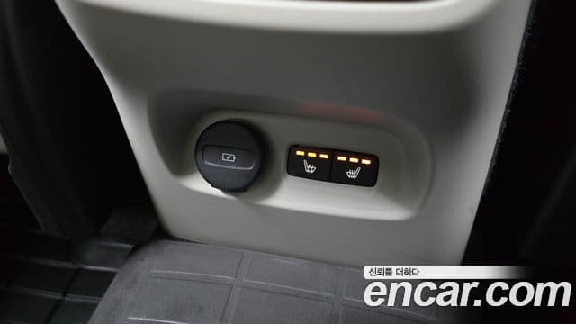 Volvo XC40 B4 Ultra Bright, 2025 19