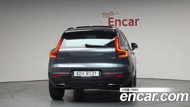 Volvo XC40 T4 R-Design, 2019 4