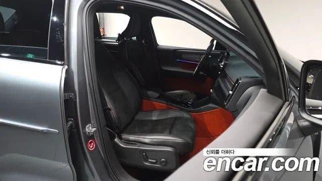 Volvo XC40 T4 R-Design, 2019 10