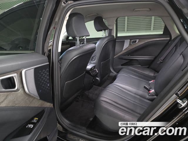 Kia K8 гибрид Noblesse Light, 2022 17