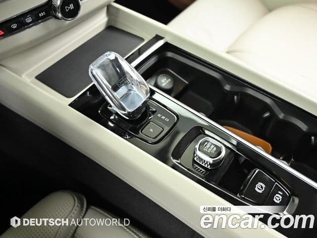 Volvo XC60 2세대 B5 Ultra Dark Air подвеска, 2026 10