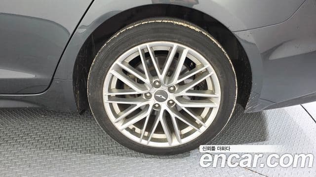 Genesis G70 Elite, 2019 все фото