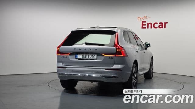 Volvo XC60 2세대 B5 Inscription, 2022 4