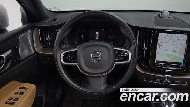 Volvo XC60 2세대 B5 Inscription, 2022 13
