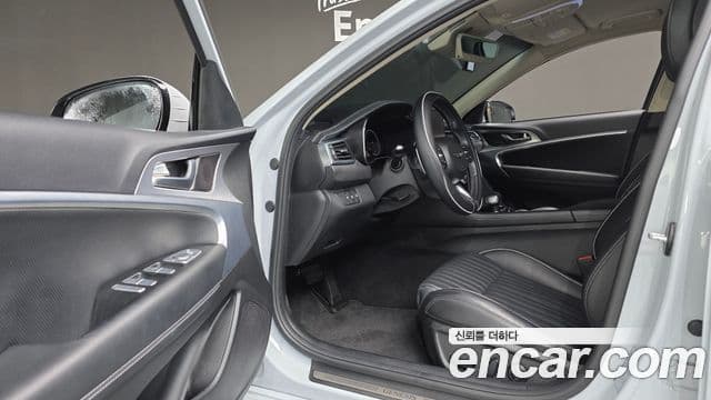 Genesis The / новый New G70, 2021 12