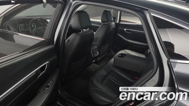 Hyundai Sonata гибрид (DN8) Premium Plus, 2022 11