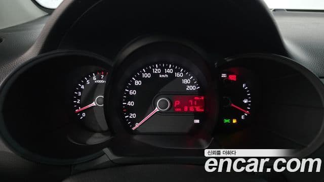 Kia All New Morning Luxury, 2013 8