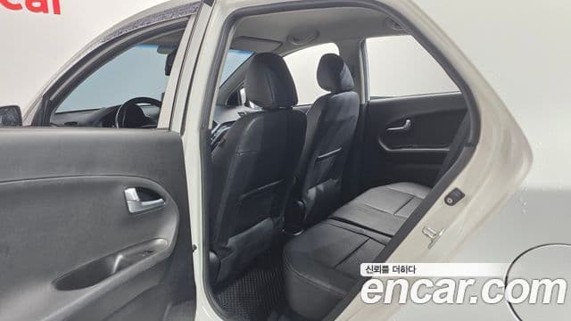 Kia All New Morning Luxury, 2013 18