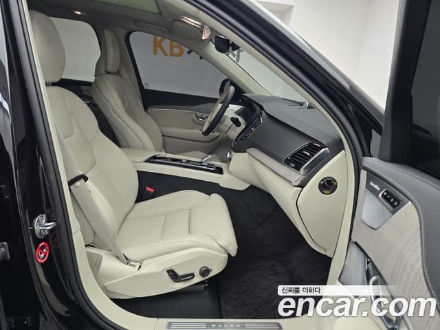 Volvo XC90 2세대 T8 Ultra Bright гибрид, 2025 8