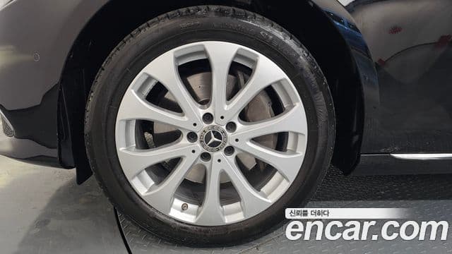 Mercedes-Benz E-класс W213 Exclusive, 2020 все фото