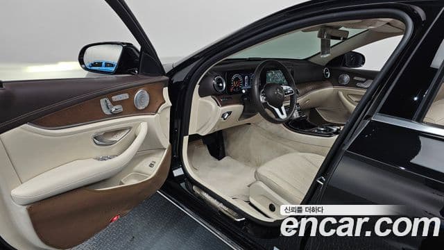 Mercedes-Benz E-класс W213 Exclusive, 2020 10