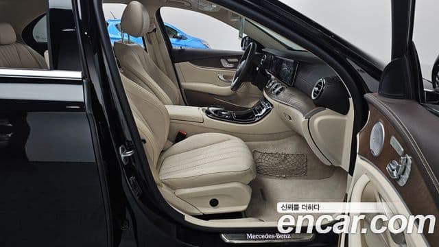 Mercedes-Benz E-класс W213 Exclusive, 2020 11