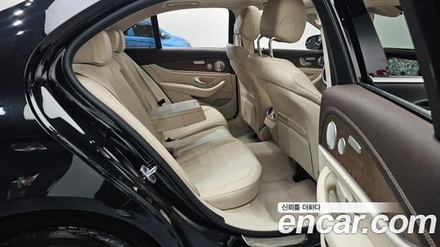 Mercedes-Benz E-класс W213 Exclusive, 2020 12