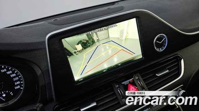 Hyundai Grandeur IG Premium, 2018 16