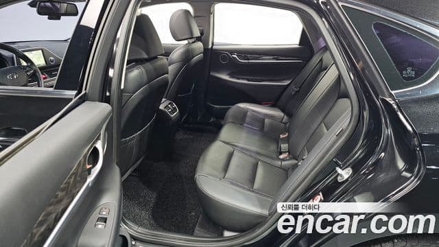 Hyundai Grandeur IG Premium, 2018 17