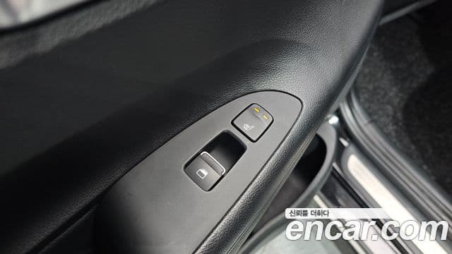 Hyundai Grandeur IG Premium, 2018 18