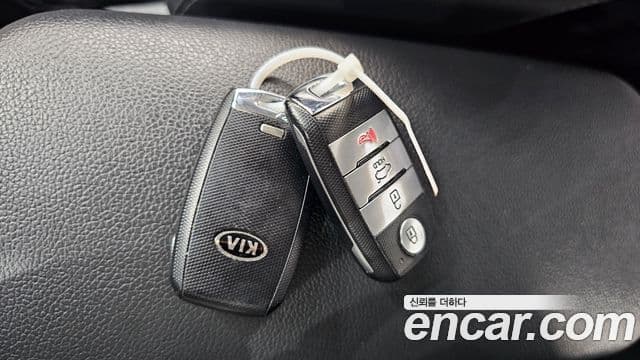 Kia The / новый New K3 Style, 2017 19