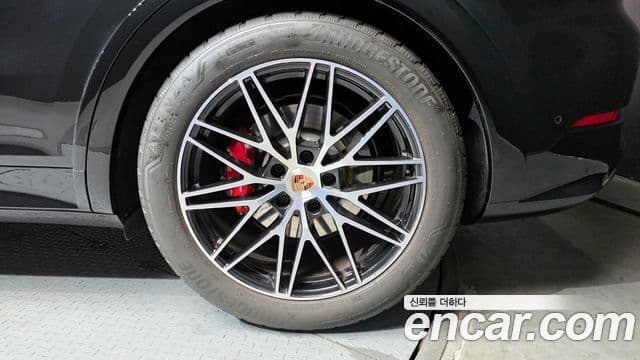 Porsche Cayenne (PO536) 4.0 GTS, 2025 все фото