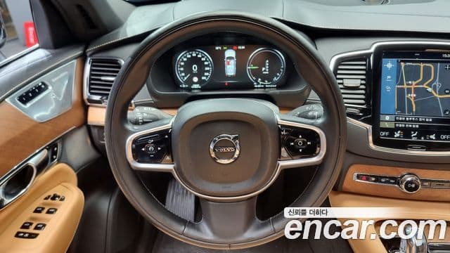 Volvo XC90 2세대 T8 Inscription гибрид, 2018 14