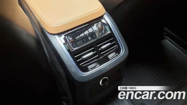 Volvo XC90 2세대 T8 Inscription гибрид, 2018 17